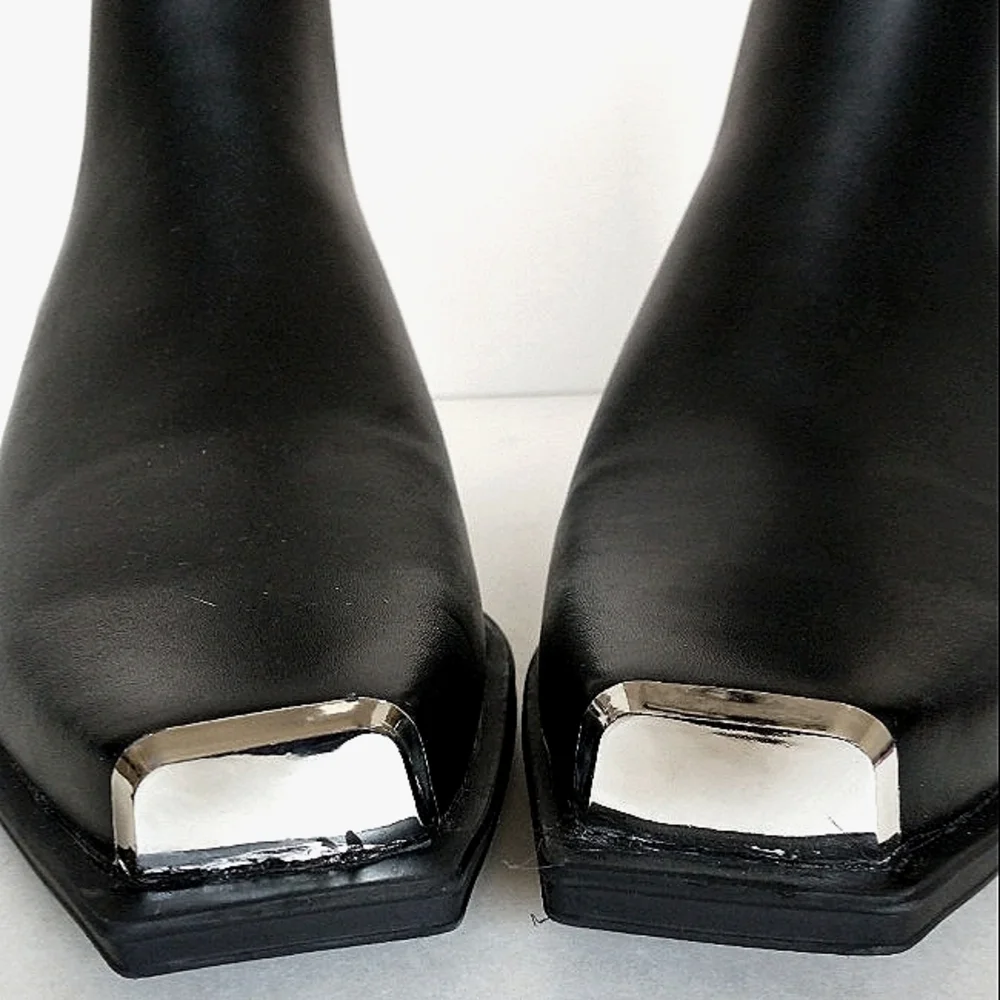 New w/o Box Asos Design Men's Cuban Heel Faux Leather Western Chelsea Boots